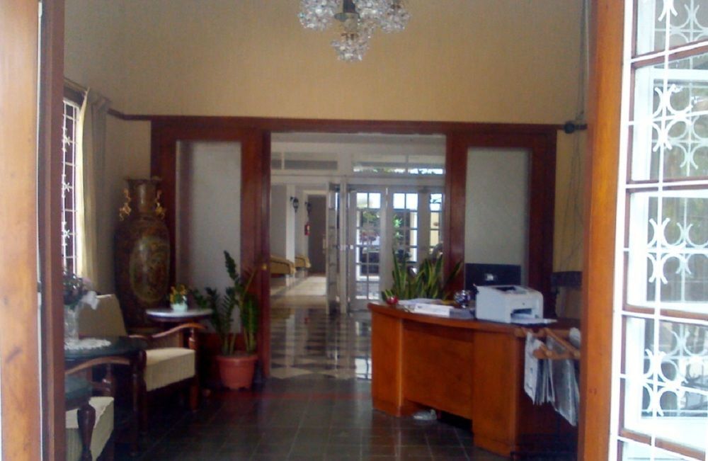 La Nostalgie Boutique Guest House Bandung Kültér fotó